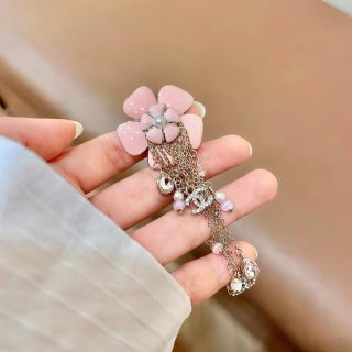 Chanel Elegant Floral Pearl Tassel Brooch