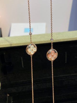 Louis Vuitton Blossom Pearl Medallion Chain Bracelet