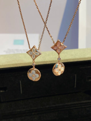 Louis Vuitton Blossom Star Pearl Pendant Necklace