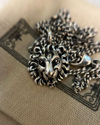 Gucci Tiger Head Pendant Chain Necklace