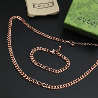 Gucci Bold GG Script Rose Gold Chain Bracelet