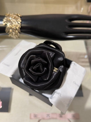 Chanel Black Camellia Flower Hair Claw Clip – Elegant Luxury Fashion Accessory