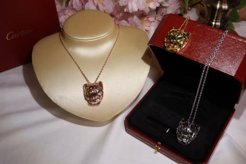 Cartier Luxury Openwork Panther Head Necklace with Polished Finish