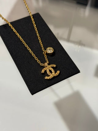 Chanel Quilted-Pattern Round Diamond Necklace