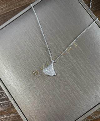 Bvlgari Silver Crystal Fan Pendant Necklace – Elegant Luxury Jewelry