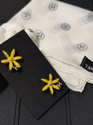Chanel Yellow Floral CC Stud Earrings – Elegant Luxury Fashion Jewelry