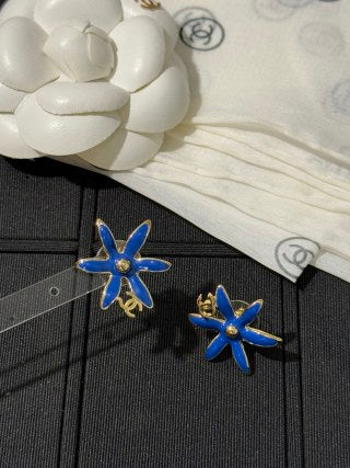 Chanel Blue Floral CC Stud Earrings – Elegant Luxury Fashion Jewelry