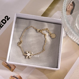 Dior Pearl Flower Charm Chain Bracelet