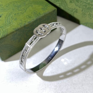 Gucci Interlocking Oval Emblem Pavé Edge Bangle Bracelet