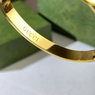 Gucci Interlocking Oval Emblem Pavé Edge Bangle Bracelet