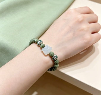 Gucci Green Jasper Bead Interlocking G Bracelet