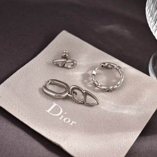 Dior Evelyne Silver CD Lock Link Chain Necklace