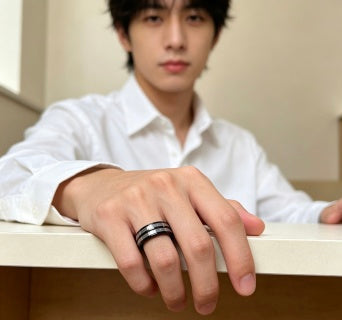 Gucci GG Black Ceramic Triple Band Ring