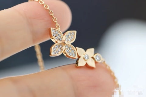 Louis Vuitton Blossom Duo Flower Necklace