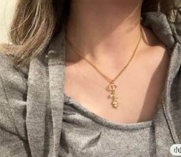 Dior Jardin Charm Pearl Necklace
