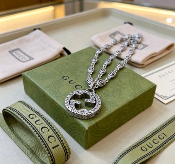 Gucci GG Twisted Circle Link Silver Chain Necklace
