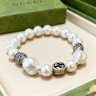 Gucci GG Pearl Bead Silver Accent Bracelet