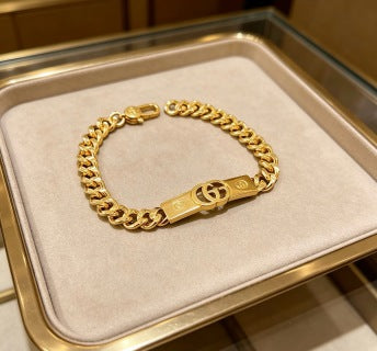 Gucci GG Engraved Bar Link Chain Bracelet