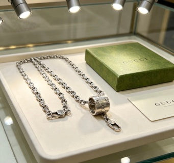 Gucci GG Barrel Lock Silver Chain Necklace