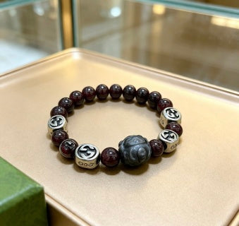 Gucci GG Garnet Bead Lion Charm Bracelet