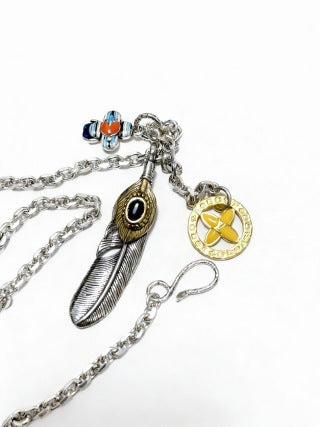 Louis Vuitton Feather Charm Heritage Chain Necklace