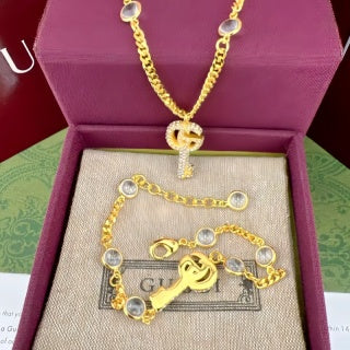 Gucci GG Key Charm Crystal Chain Bracelet